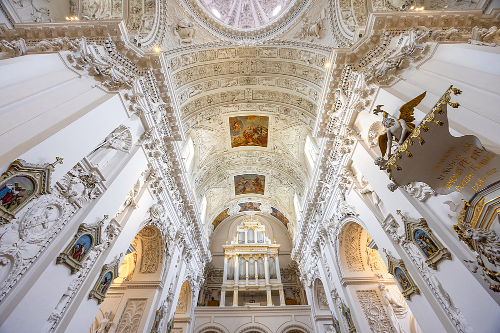 Interior of the Church of St. Peter and St. Paul, Vilnius, Lithuania, Northern Europe