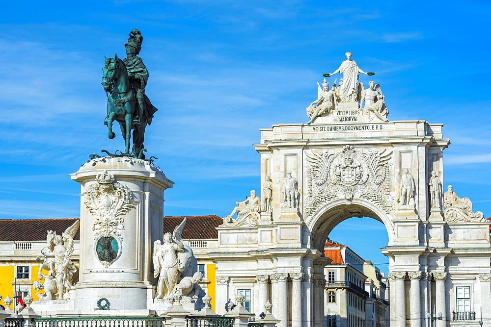 Praca do Comercio square, King Jose I Equestrian Statue and Augusta Street Triumph Arch, Lisbon, Portugal, Europe