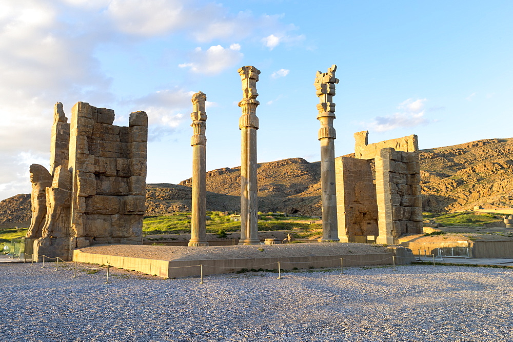 Gate of All-Lands, Persepolis, UNESCO World Heritage Site, Fars Province, Islamic Republic of Iran, Middle East