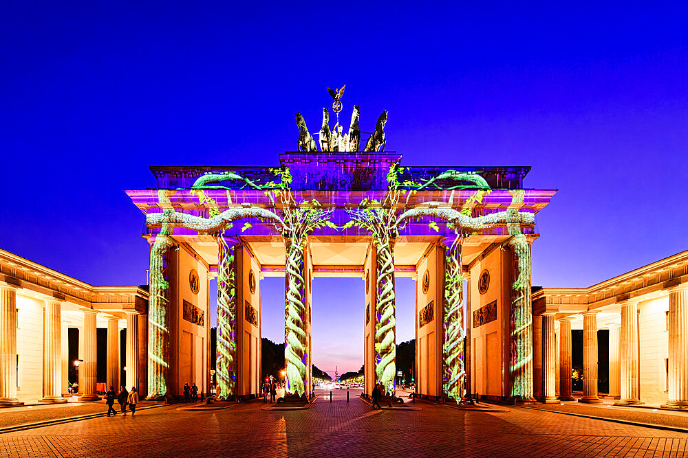 Brandenburg Gate during the Festival of Lights, Pariser Square, Unter den Linden, Berlin, Germany, Europe