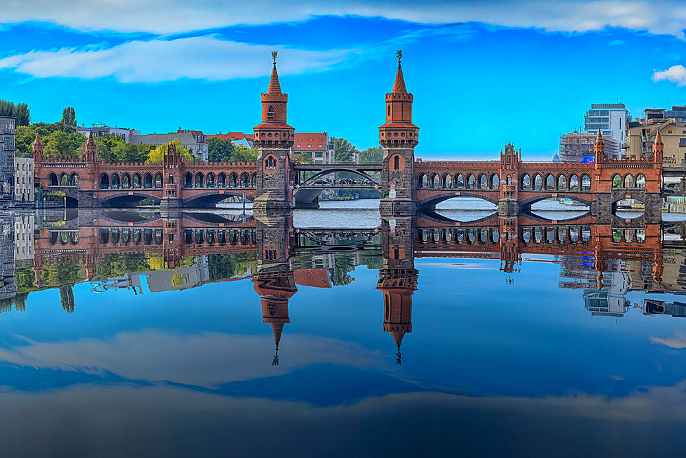 Oberbaum Bridge over the Spree River, Berlin, Germany, Europe