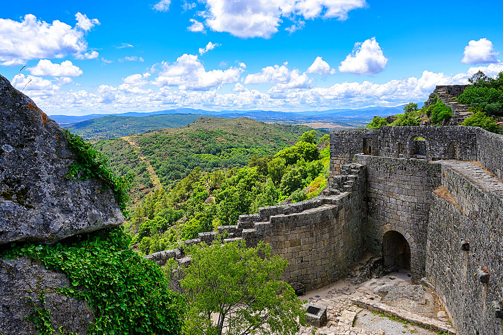 Castle courtyard, Sortelha, Serra da Estrela, Beira Alta, Centro, Portugal, Europe