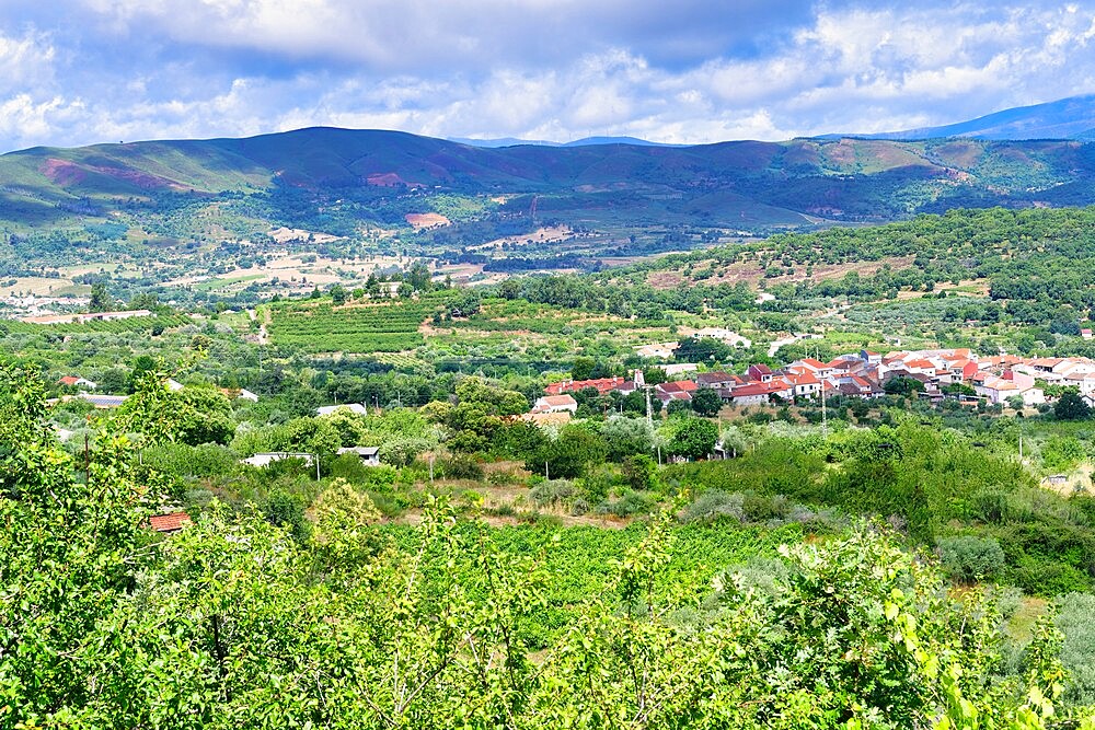 Mountain village, Serra da Estrela, Portugal, Europe