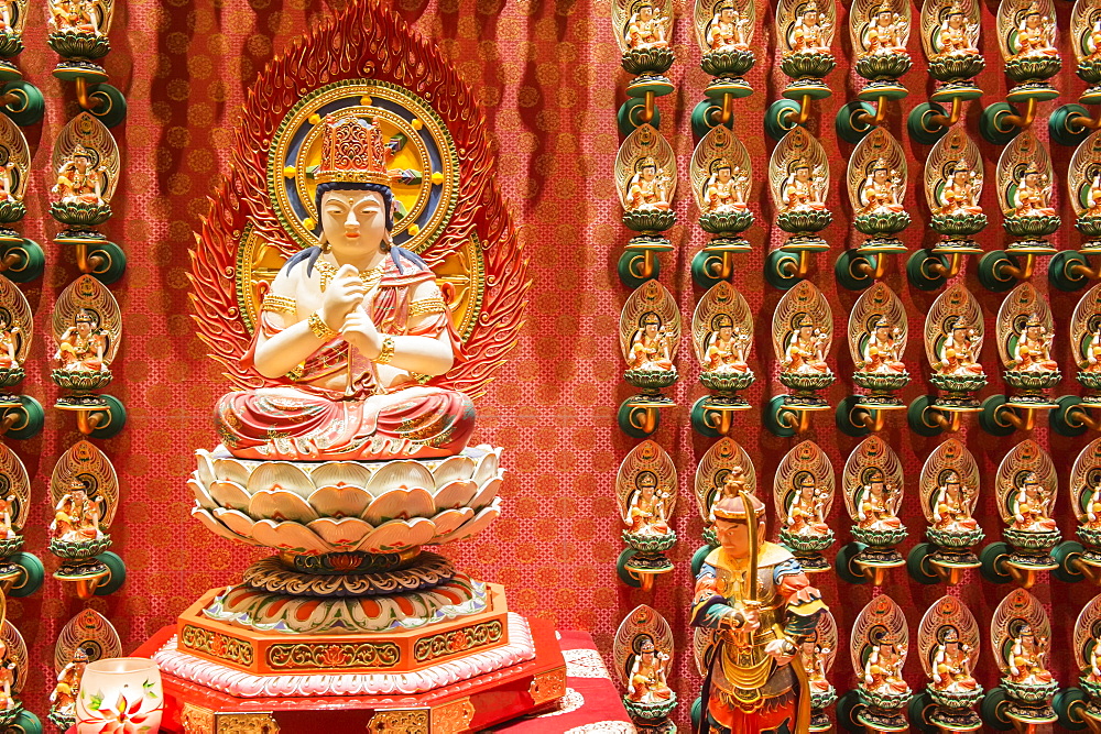 Vairocana Buddha statue, Buddha Tooth Relic Temple, Chinatown, Singapore, Southeast Asia, Asia