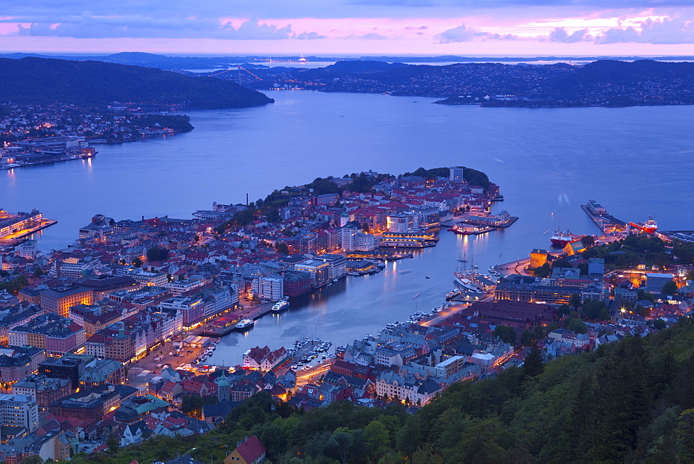 Elevated view over central Bergen at dusk, Bergen, Hordaland, Norway, Scandinavia, Europe