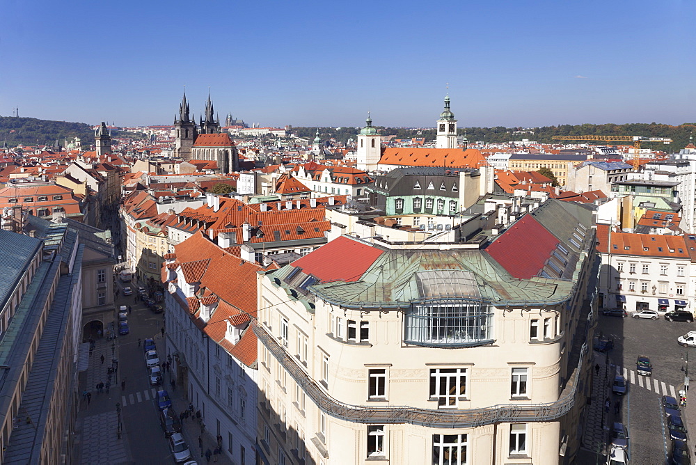 View over the Old Town (Stare Mesto) with Old Town Hall, Tyn Cathedral to Castle District with Royal Palace and St. Vitus cathedral, Prague, Bohemia, Czech Republic, Europe 