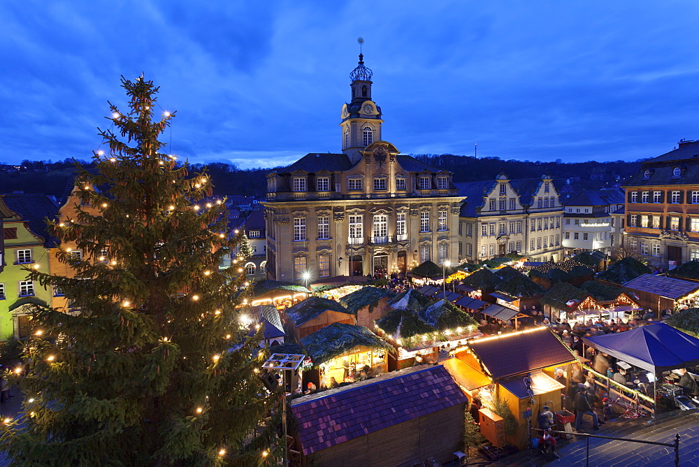 Christmas fair, Town Hall and Market Place, Schwaebisch Hall, Hohenlohe, Baden Wurttemberg, Germany, Europe