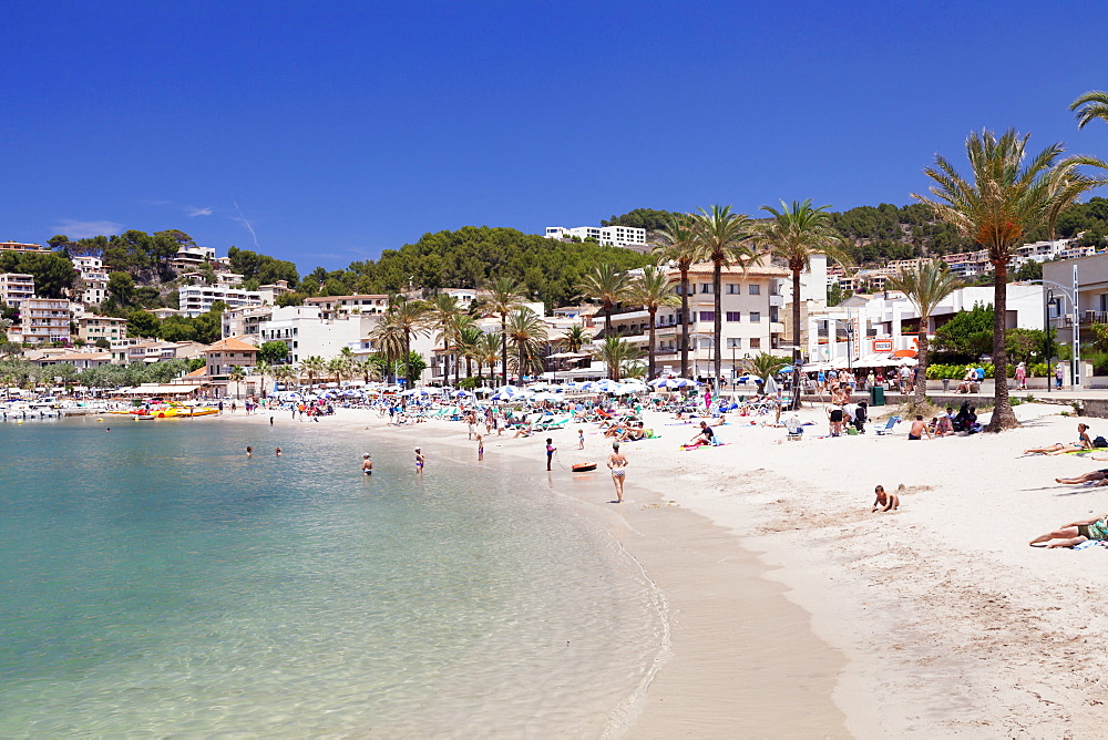 Playa d'Es Traves Beach at Promenade Passeig Es Traves, Port de Soller, Majorca (Mallorca), Balearic Islands, Spain, Mediterranean, Europe