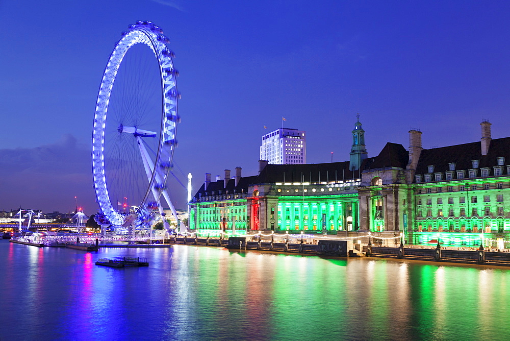 Millennium Wheel (London Eye), Old County Hall, London Aquarium, River Thames, South Bank, London, England, United Kingdom, Europe