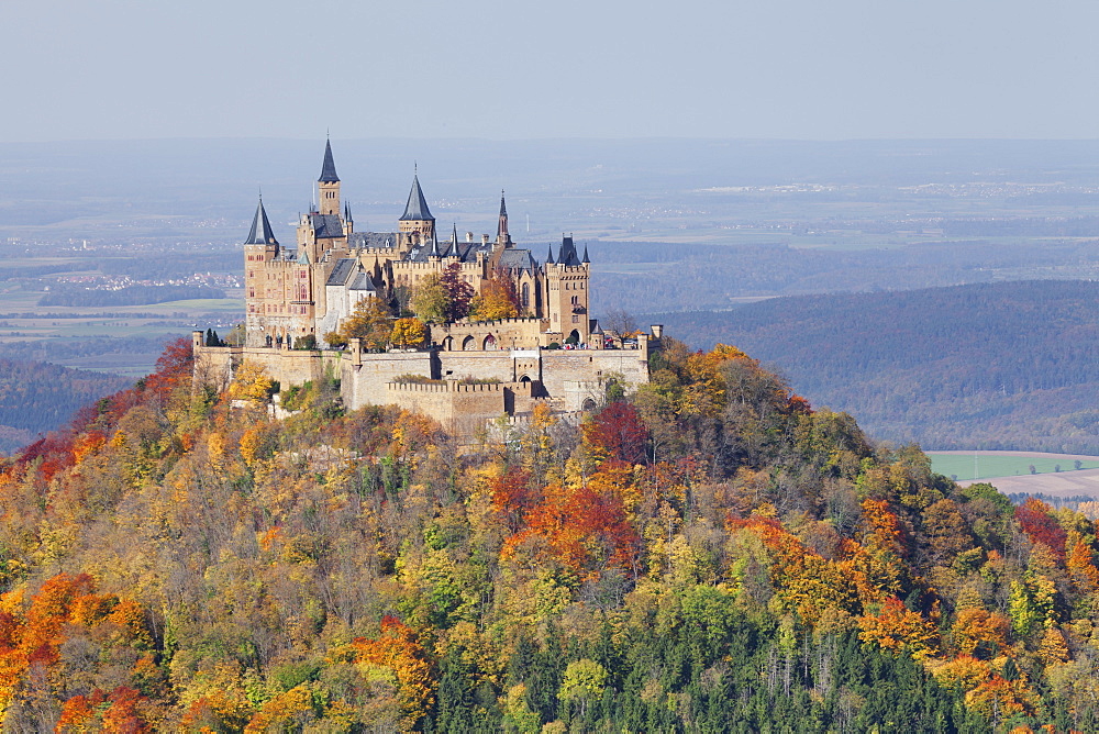 Burg Hohenzollern Castle, autumn, Zollernalb, Schwaebische Alb (Swabian Alb), Baden Wurttemberg, Germany, Europe