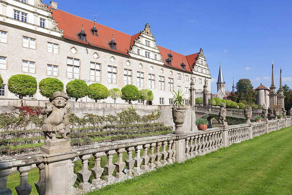 Schloss Weikersheim, Weikersheim, Romantische Strasse (Romantic Road), Taubertal, Main Tauber Kreis, Baden Wurttemberg, Germany, Europe