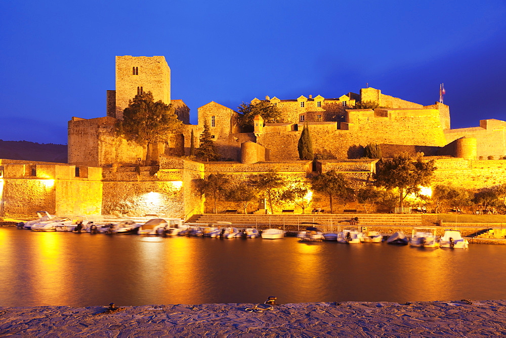 Chateau Royal and port, Collioure, Pyrenees-Orientales, Languedoc-Roussillon, France, Mediterranean, Europe