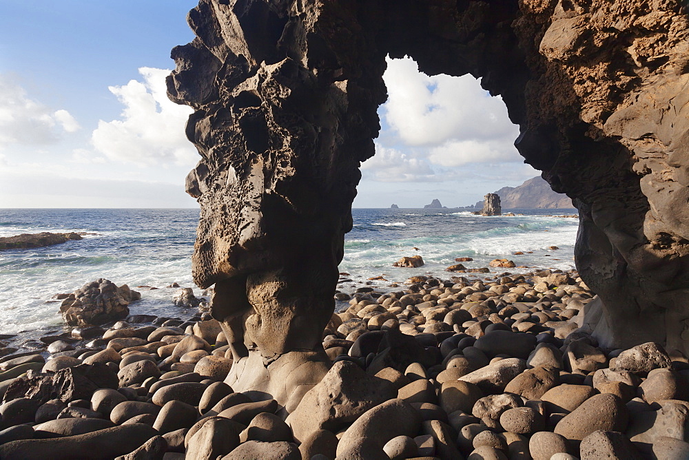 Rock arch, landmark, La Maceta, UNESCO biosphere reserve, El Hierro, Canary Islands, Spain, Atlantic, Europe