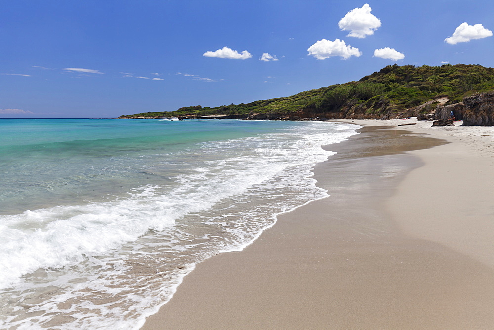 Baia dei Turchi beach, near Otranto, Lecce province, Salentine Peninsula, Puglia, Italy, Mediterranean, Europe