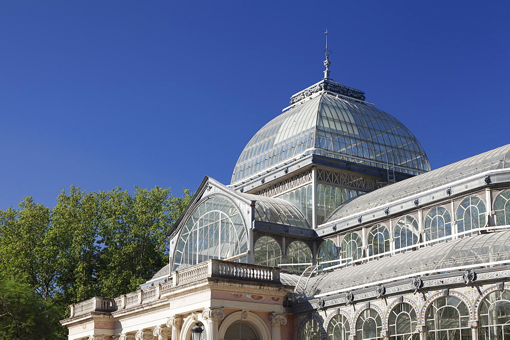 Crystal Palace (Palacio de Cristal), Retiro Park, Parque del Buen Retiro, Madrid, Spain, Europe