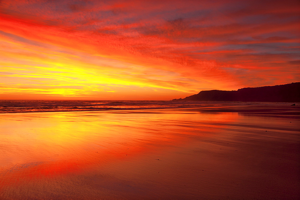 Praia do Amado Beach at sunset, Carrapateira, Costa Vicentina, Algarve, Portugal, Europe