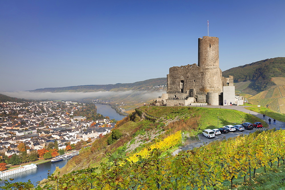 Ruins of Landshut Castle, Moselle Valley, Bernkastel-Kues, Rhineland-Palatinate, Germany, Europe