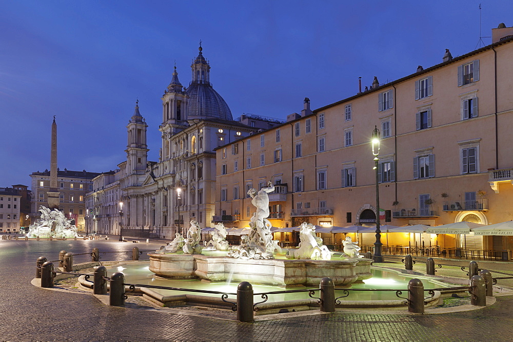 Fontana dei Quattro Fiumi Fountain, Fontana del Moro Fountain, Sant'Agnese in Agone Church, Piazza Navona, Rome, Lazio, Italy, Europe