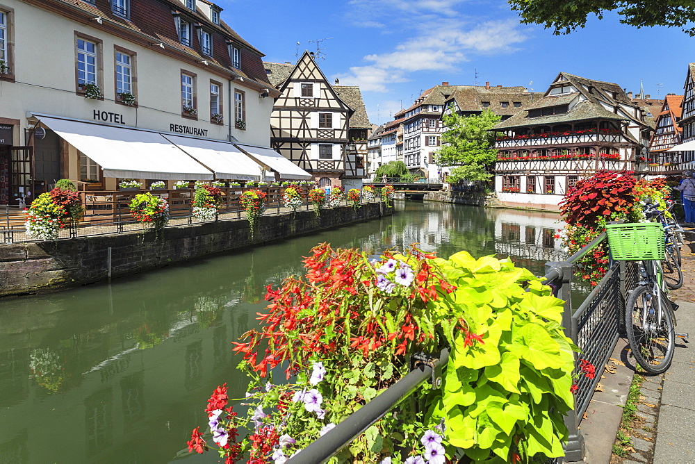 Maison des Tanneurs, La Petite France, UNESCO World Heritage Site, Strasbourg, Alsace, France, Europe