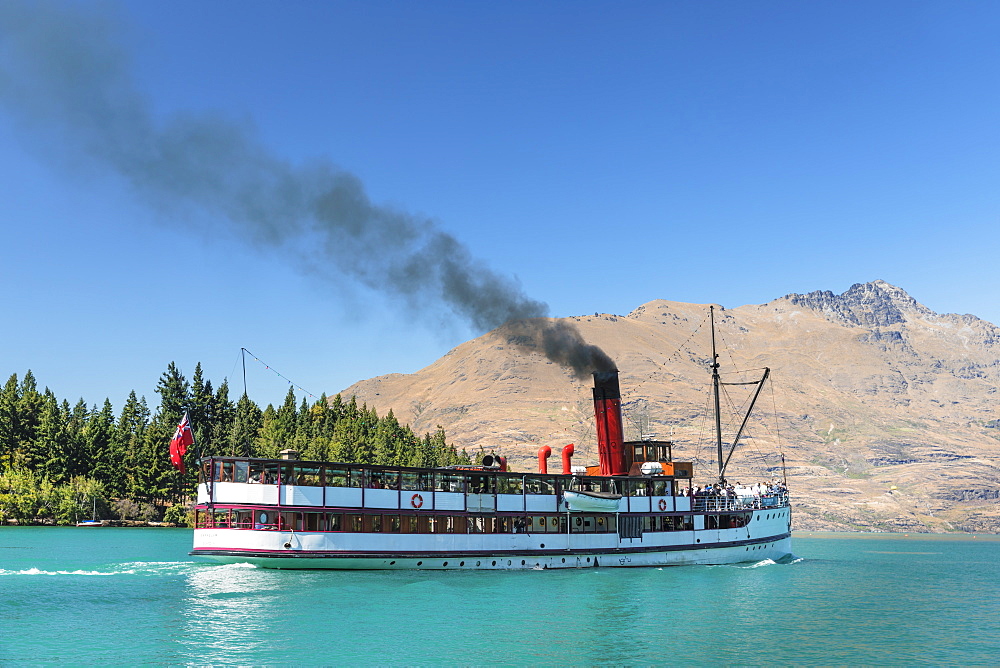 The Earnslaw steam boat on Lake Wakapitu, Queenstown, Otago, South Island, New Zealand, Pacific