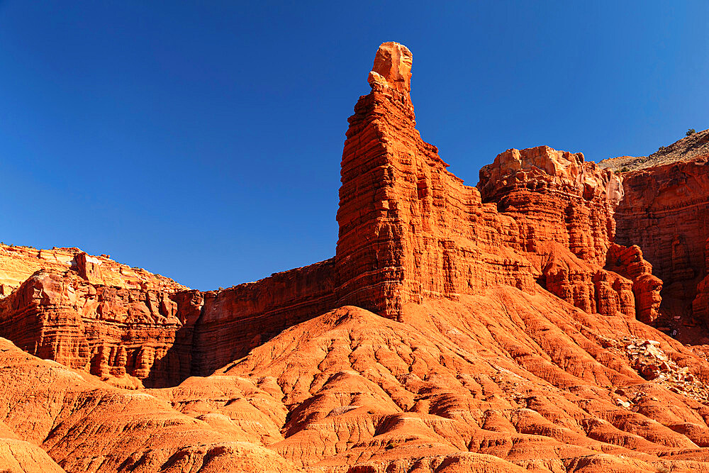 Chimney Rock, Capitol Reef National Park, Utah, United States of America, North America