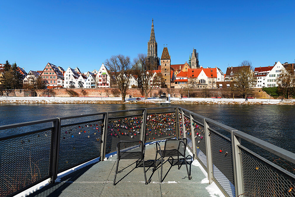 View over Danube River to Ulm Cathedral, Ulm, Swabian Alps, Baden-Wurttemberg, Germany, Europe