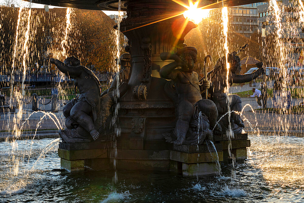 Fountain at Schlossplatz Square in autumn, Stuttgart, Baden-Wurttemberg, Germany, Europe