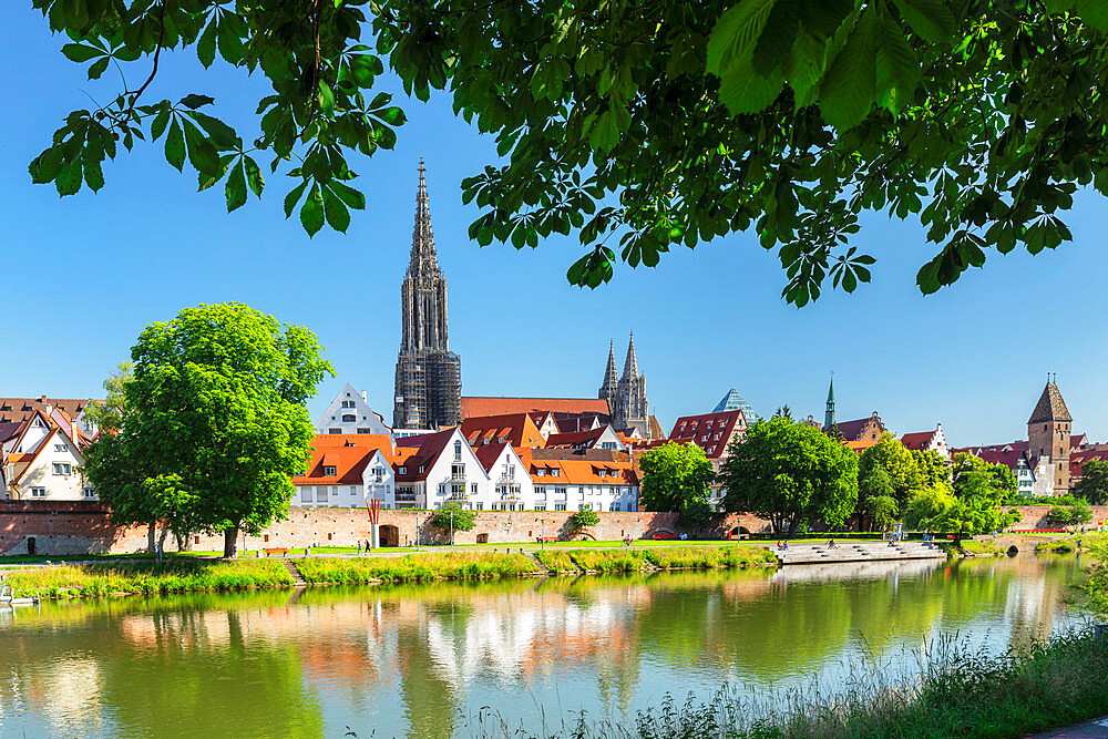 View over Danube River to Ulm Minster and the Old Town, Ulm, Baden-Wurttemberg, Germany, Europe