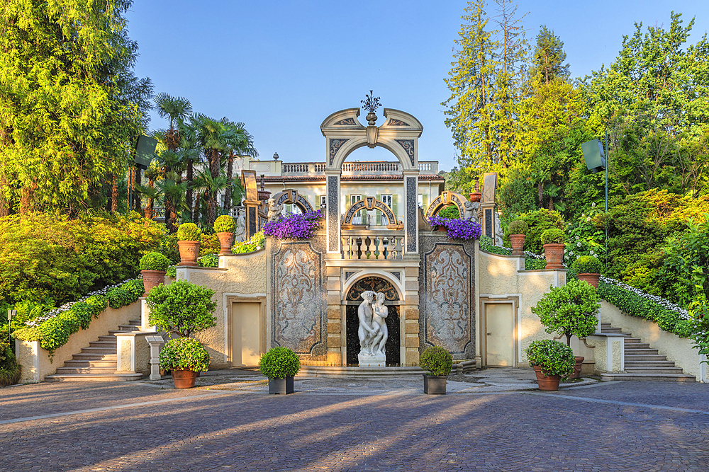 Garden of Grand Hotel Des Iles Borromees, Stresa, Lago Maggiore, Piedmont, Italian Lakes, Italy, Europe