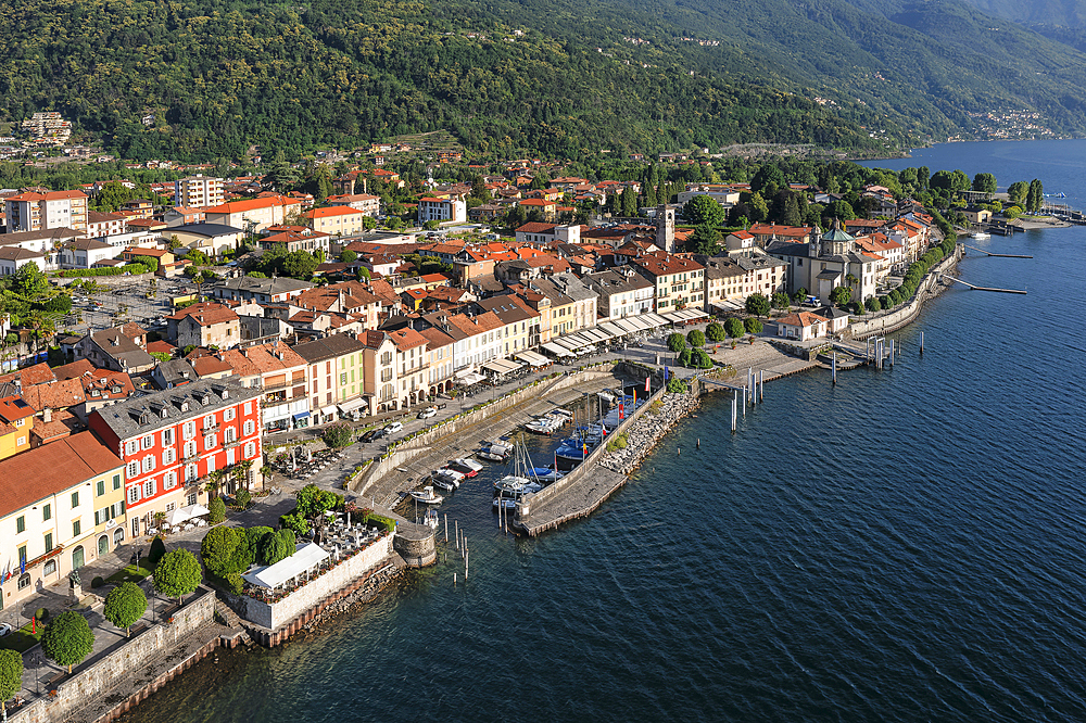 Cannobio, Lago Maggiore, Piedmont, Italian Lakes, Italy, Europe