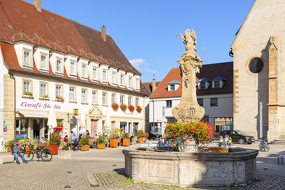 Market square, Weikersheim, Taubertal Valley, Baden-Wurttemberg, Germany, Europe