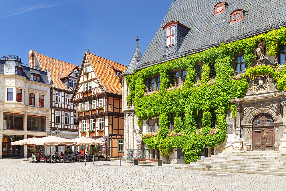 Market Place with Town Hall, Quedlinburg, Harz, Saxony-Anhalt, Germany, Europe