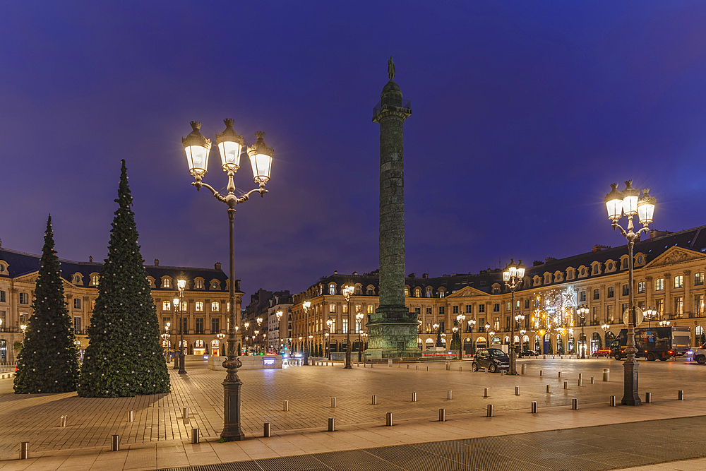 Place Vendome at Christmas, Louvre, Paris, Ile de France, France, Europe