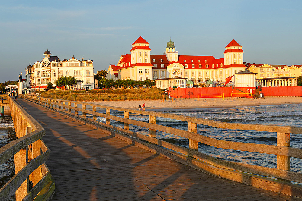 Pier and spa house, Binz, Ruegen Island, Baltic Sea, Mecklenburg-Western Pomerania, Germany
