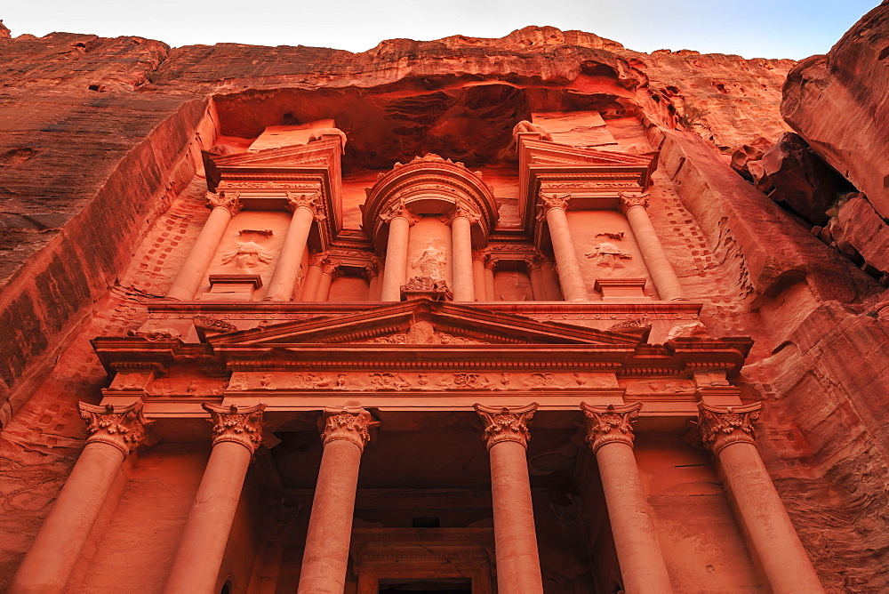 The Treasury (Al-Khazneh), Petra, UNESCO World Heritage Site, Jordan, Middle East