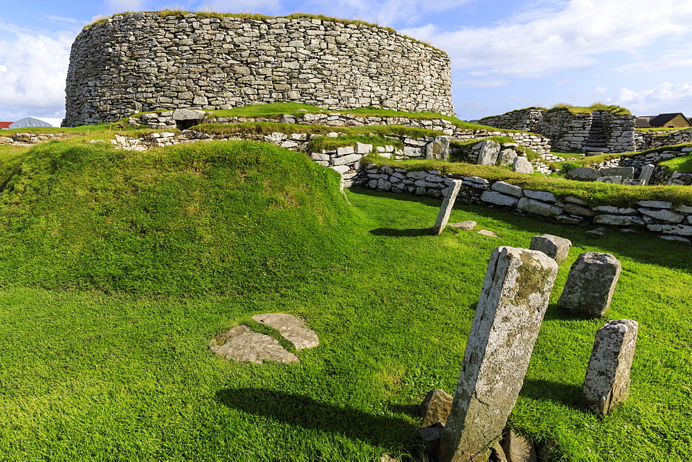 Clickimin Broch, Iron Age Fort, from the West, Clickimin Loch, Central Lerwick,Shetland Isles, Scotland, United Kingdom, Europe