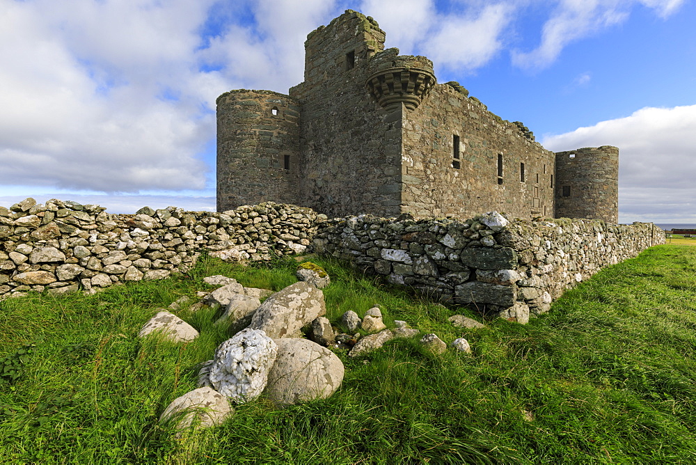 Muness Castle, 1598, most northerly in United Kingdom, coastal views, Uyeasound, Island of Unst, Shetland Isles, Scotland, United Kingdom, Europe