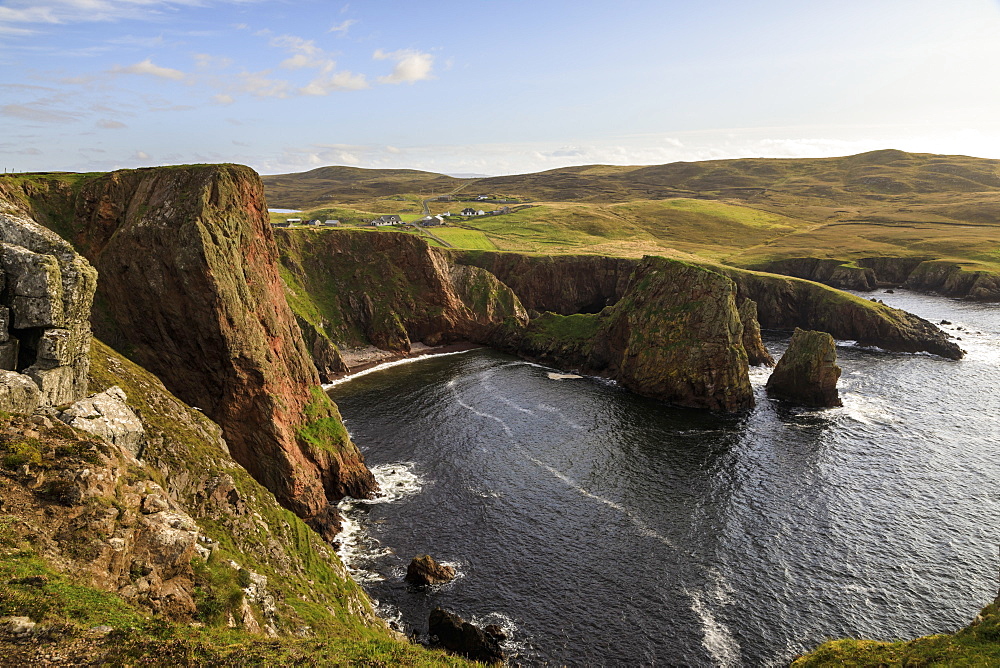 Westerwick, dramatic coastal views, red granite sea cliffs and stacks, West Mainland, Shetland Isles, Scotland, United Kingdom, Europe