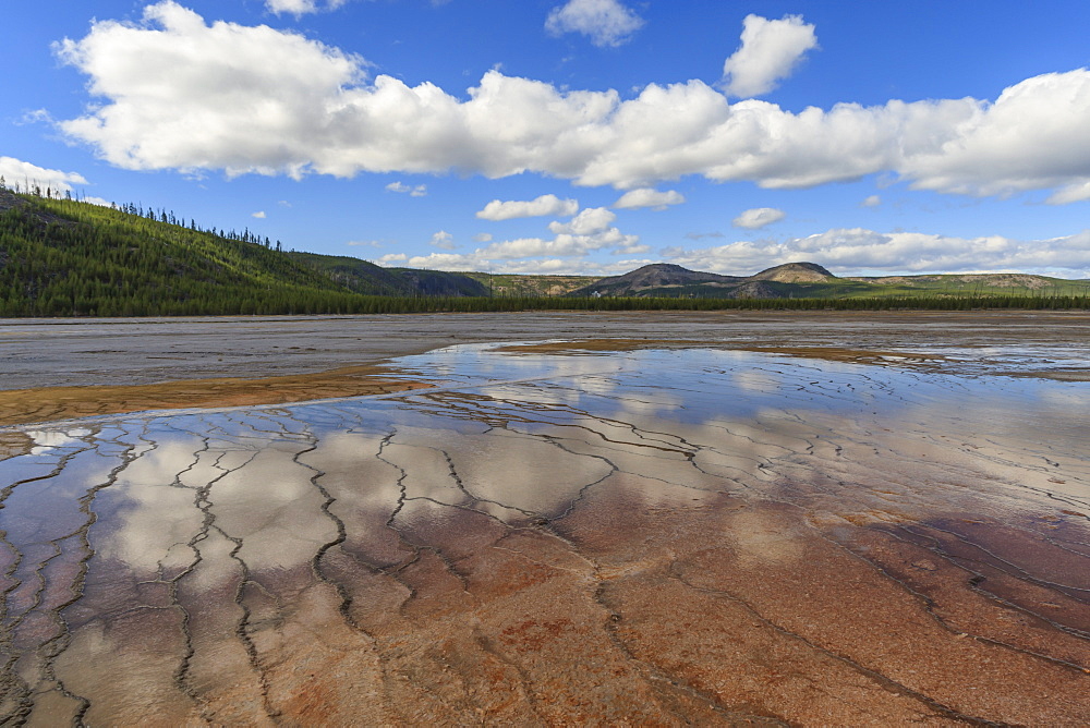 Grand Prismatic Spring reflections with Twin Buttes, Midway Geyser Basin, Yellowstone National Park, UNESCO World Heritage Site, Wyoming, United States of America, North America