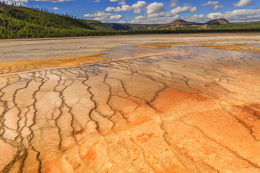 Grand Prismatic Spring with a view towards Twin Buttes, Midway Geyser Basin, Yellowstone National Park, UNESCO World Heritage Site, Wyoming, United States of America, North America