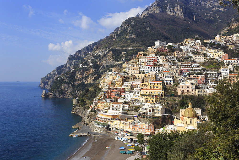 Elevated view of Positano beach and cliffs, Costiera Amalfitana (Amalfi Coast), UNESCO World Heritage Site, Campania, Italy, Europe 