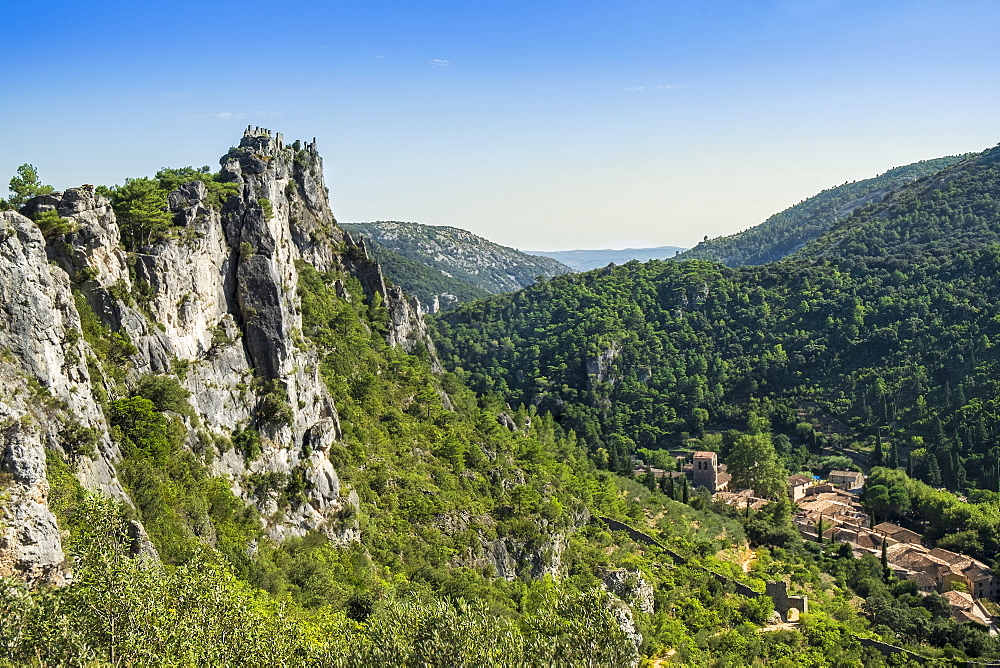 St.-Guilhem-le-Desert, a medieval village on the Way of St. James (Camino de Santiago) to Santiago de Compostela, Gellone Valley, Herault, Occitanie, France, Europe