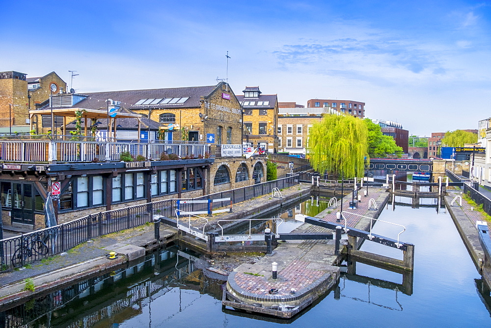 Camden Lock on the Regent's Canal, next to Camden Market, Camden Town, London, England, United Kingdom, Europe