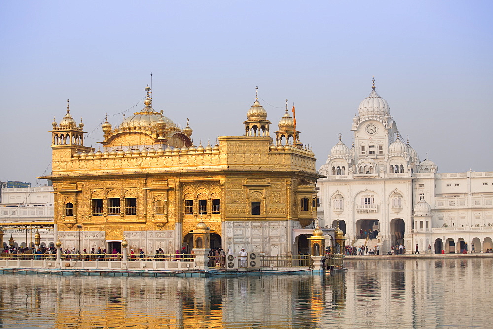 The Harmandir Sahib (The Golden Temple), Amritsar, Punjab, India, Asia