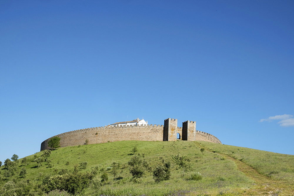 The round castle at Arraiolos, Alentejo, Portugal, Europe