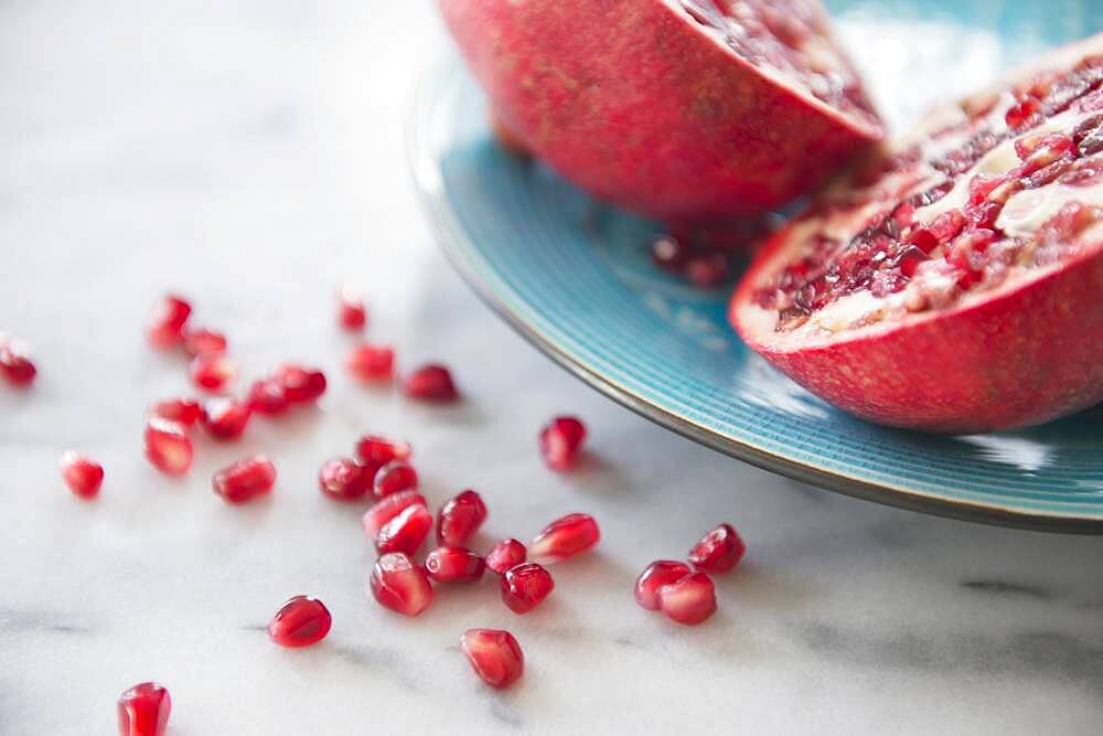 Close up of pomegranate and seeds