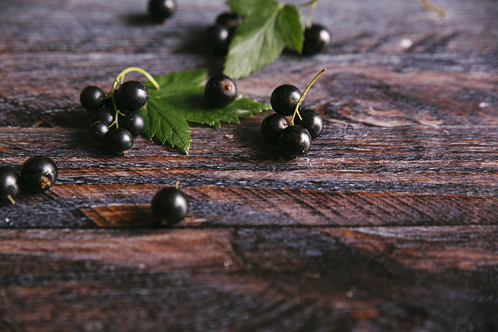 Blueberries on wooden table