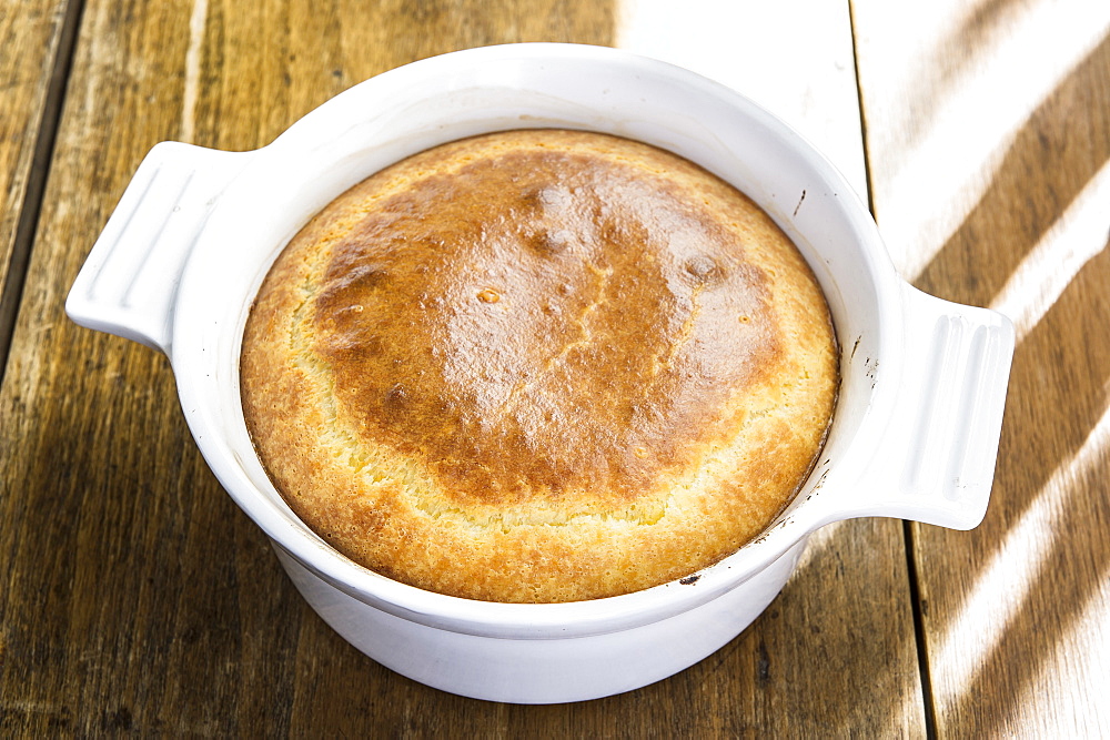 Torta in pot on table