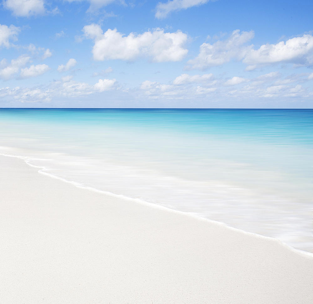 USA, United States Virgin Islands, St. John, Empty beach and calm sea