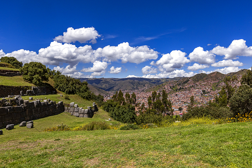 Ruins at Saksaywaman on sunny day